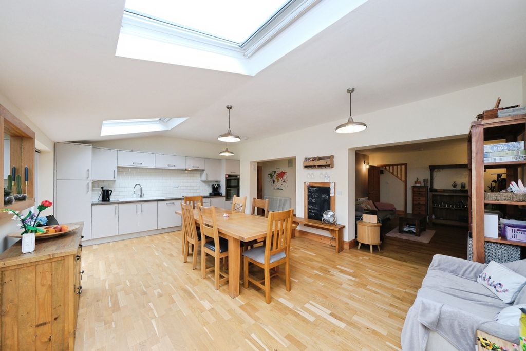 Property photo 3 of 28 Img_7138