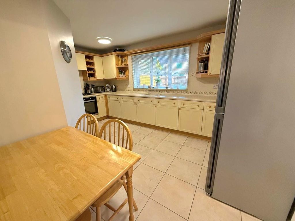 Property photo 3 of 18 20.Jpg