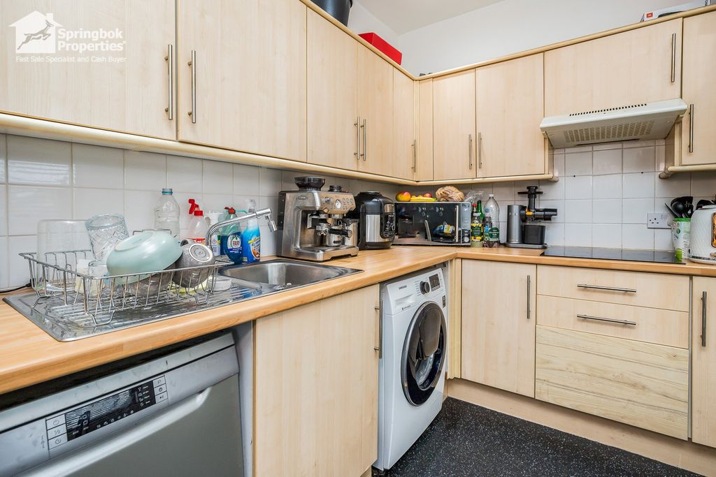 Property photo 3 of 8 Image 3