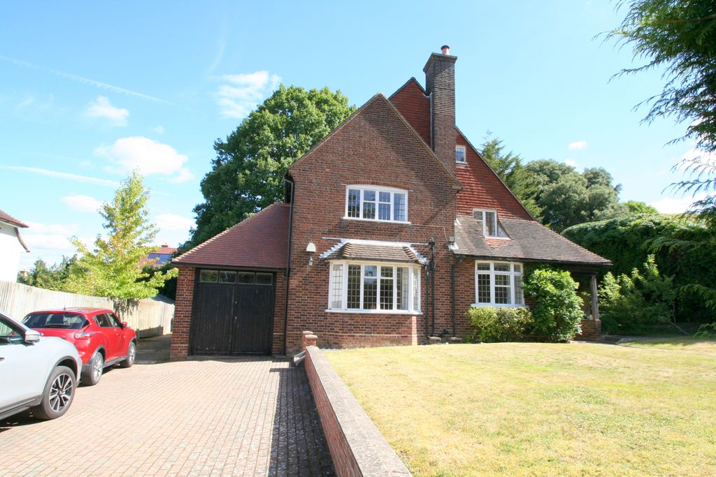 Property photo 1 of 9