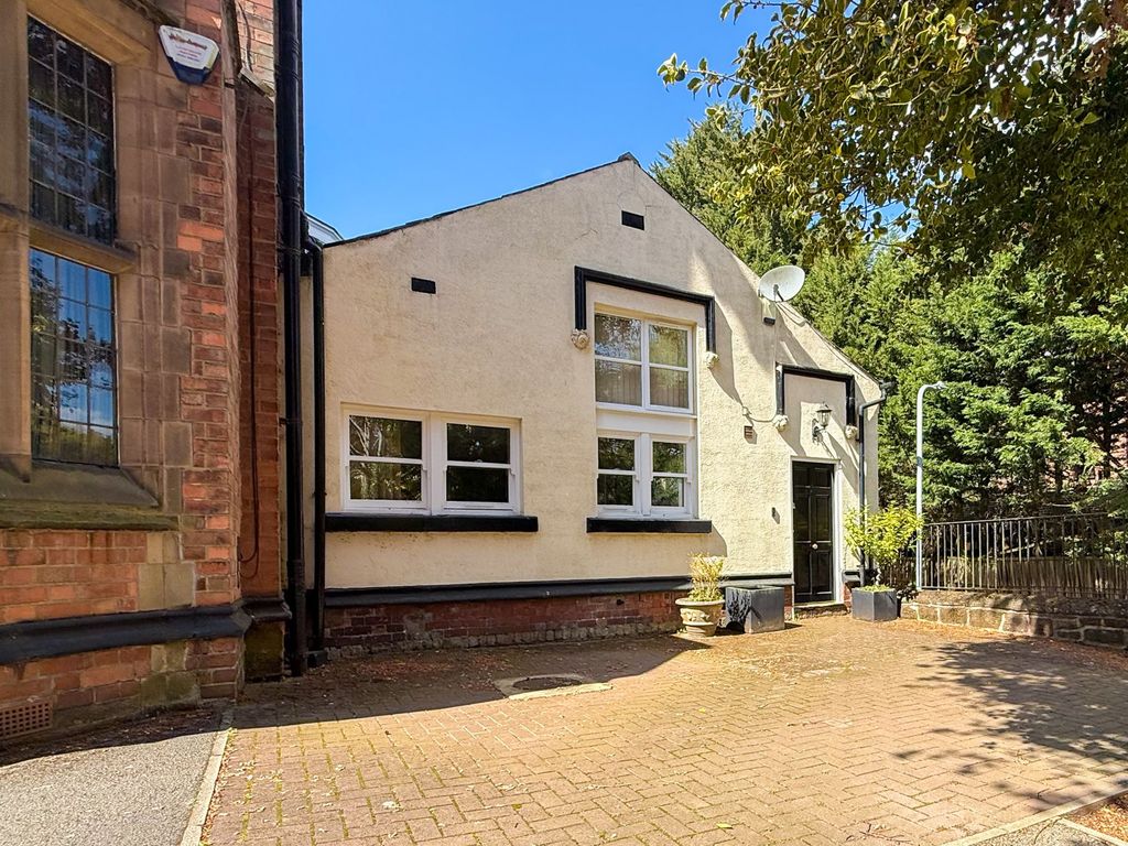 Property photo 1 of 25