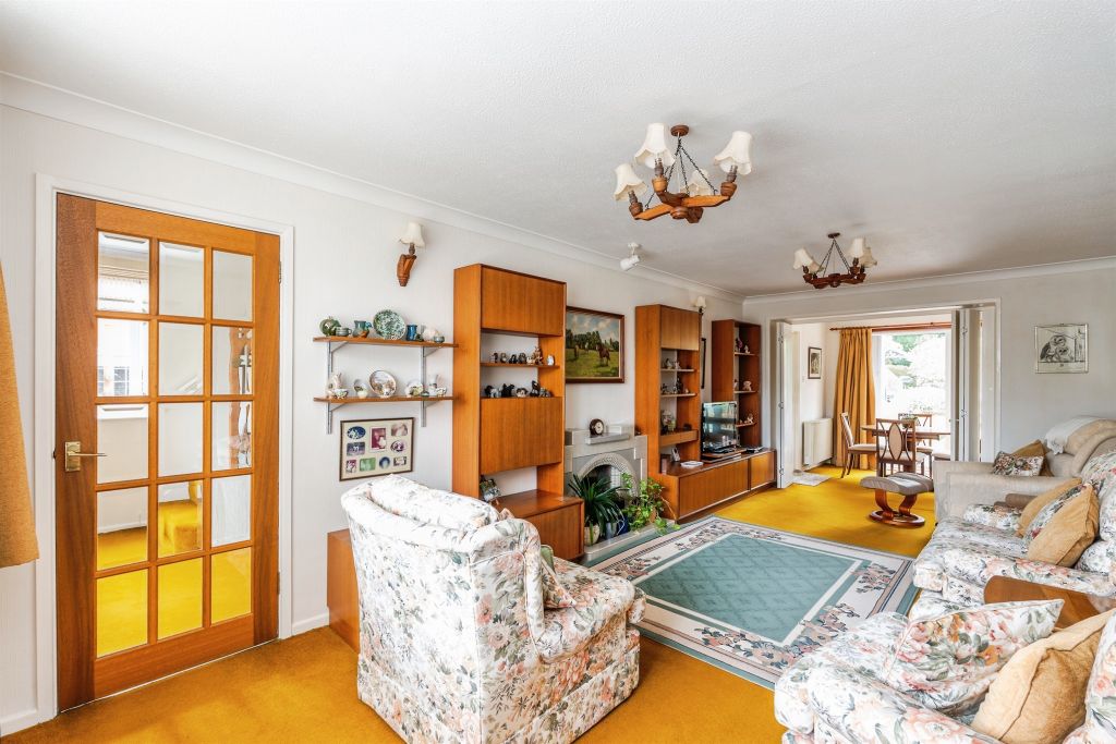 Property photo 2 of 24