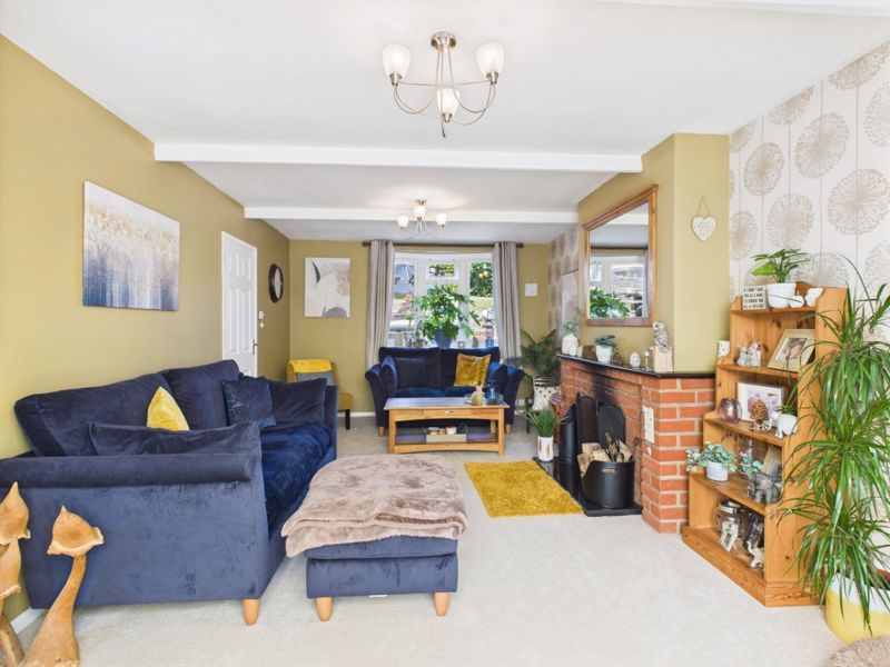 Property photo 3 of 18 Living Room