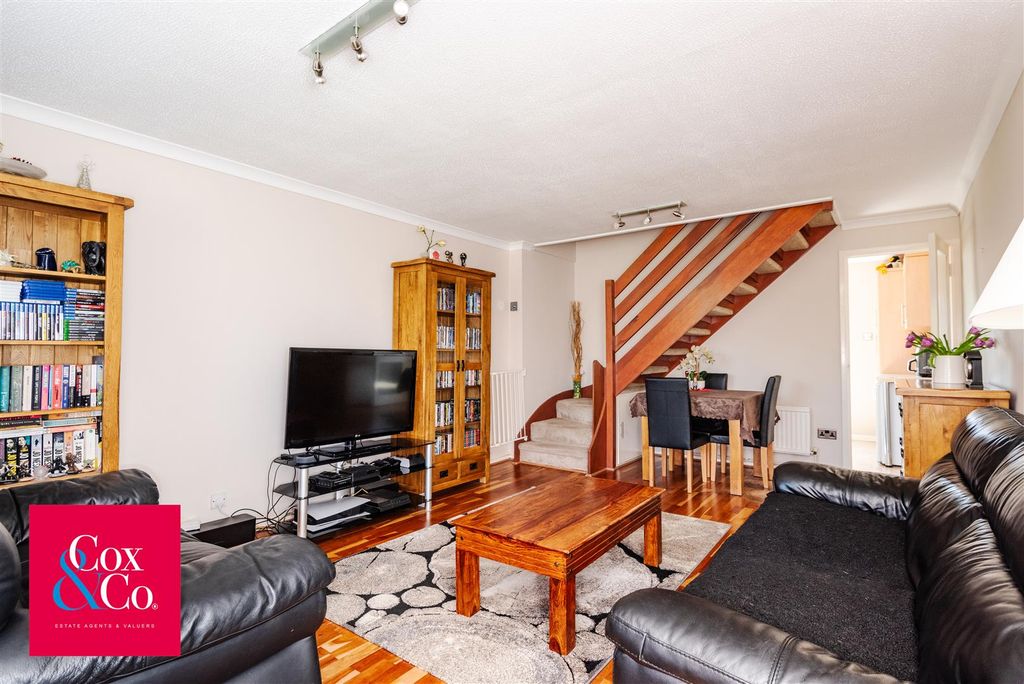Property photo 2 of 17 81O_1091.Jpg