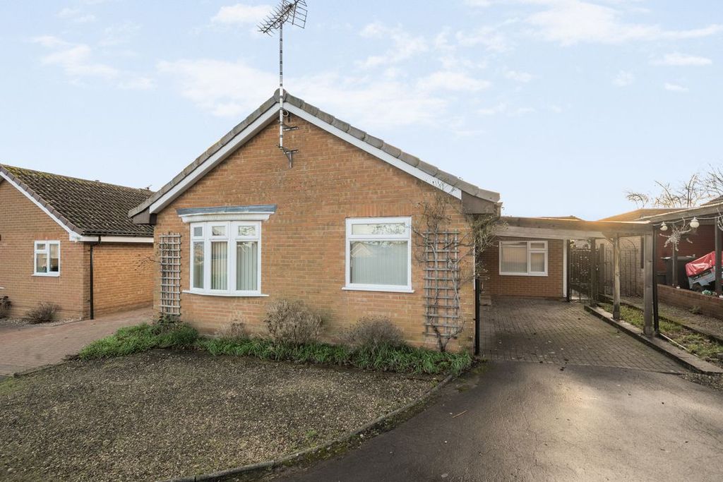 Property photo 1 of 11 139581212696F60F2Bade1