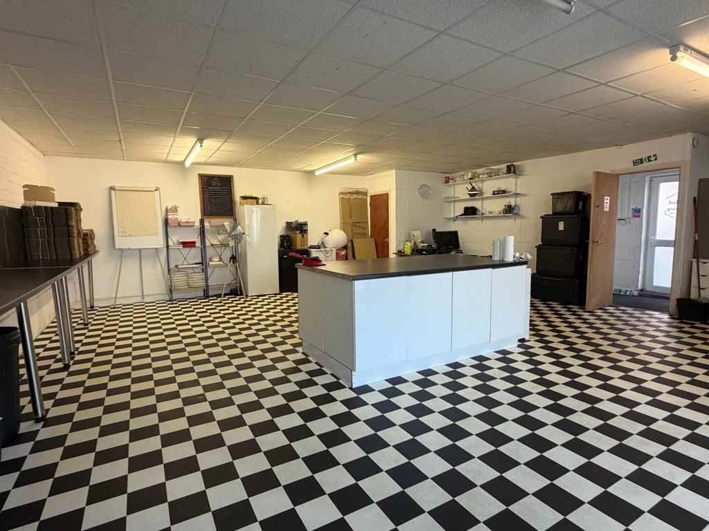 Property photo 2 of 4