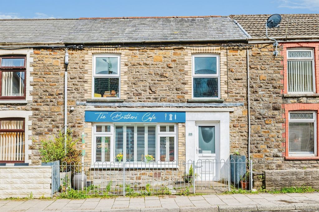 Property photo 1 of 20