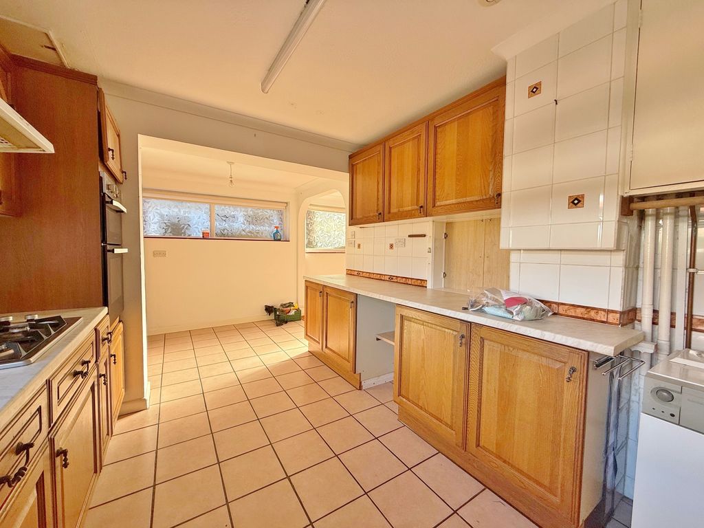 Property photo 3 of 22