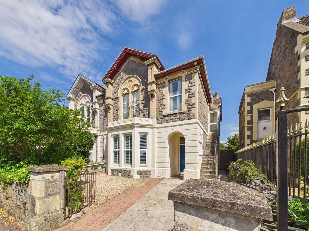 Property photo 1 of 39 Picture No. 38