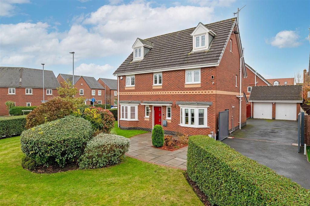 Property photo 2 of 26 Front External