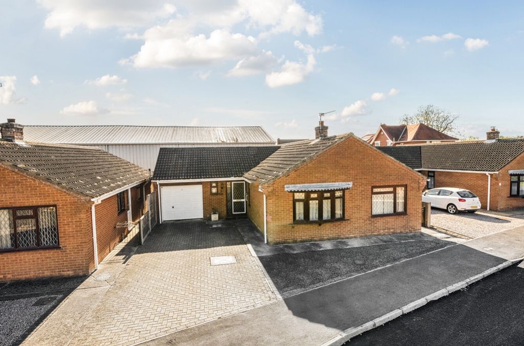 Property photo 1 of 23 -68E4Dcde94A29-l-1364740-2-68E3Eff85Bb62