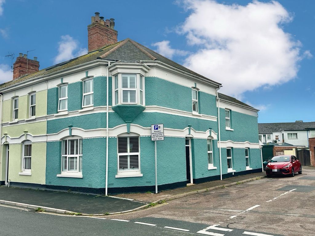 Property photo 1 of 23