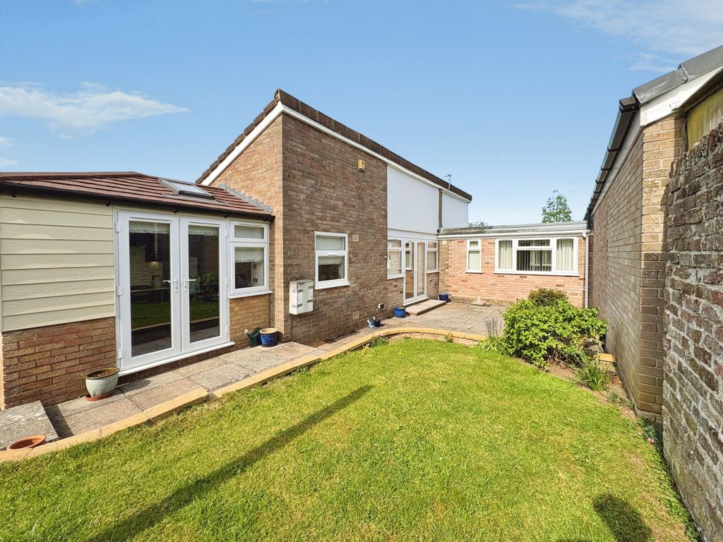 Property photo 2 of 27 c3Fd813c-21