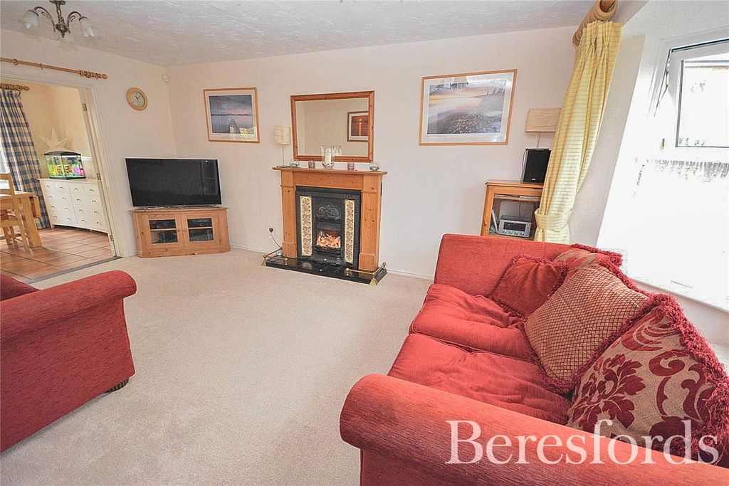 Property photo 2 of 17 2