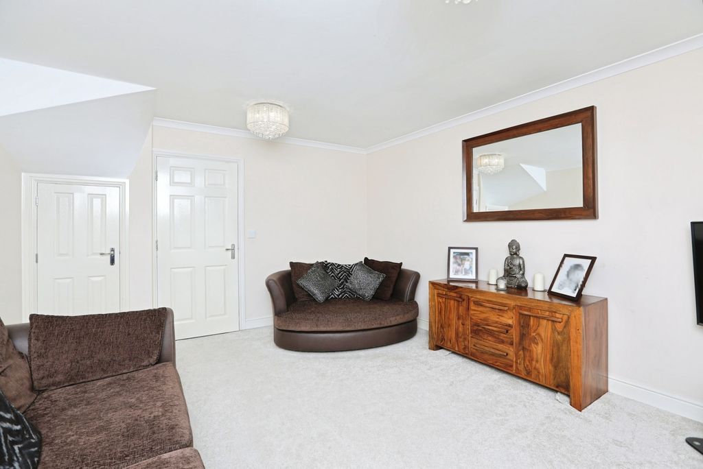 Property photo 3 of 13 Living Room