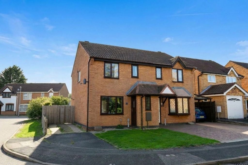 Property photo 1 of 8