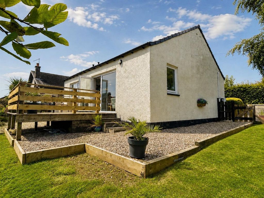 Property photo 2 of 30 Garden View To House