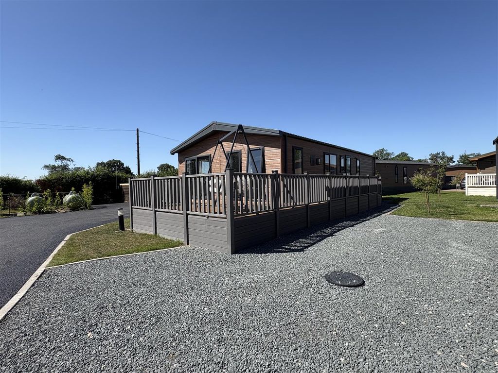 Property photo 1 of 12 Img_2069.Jpeg