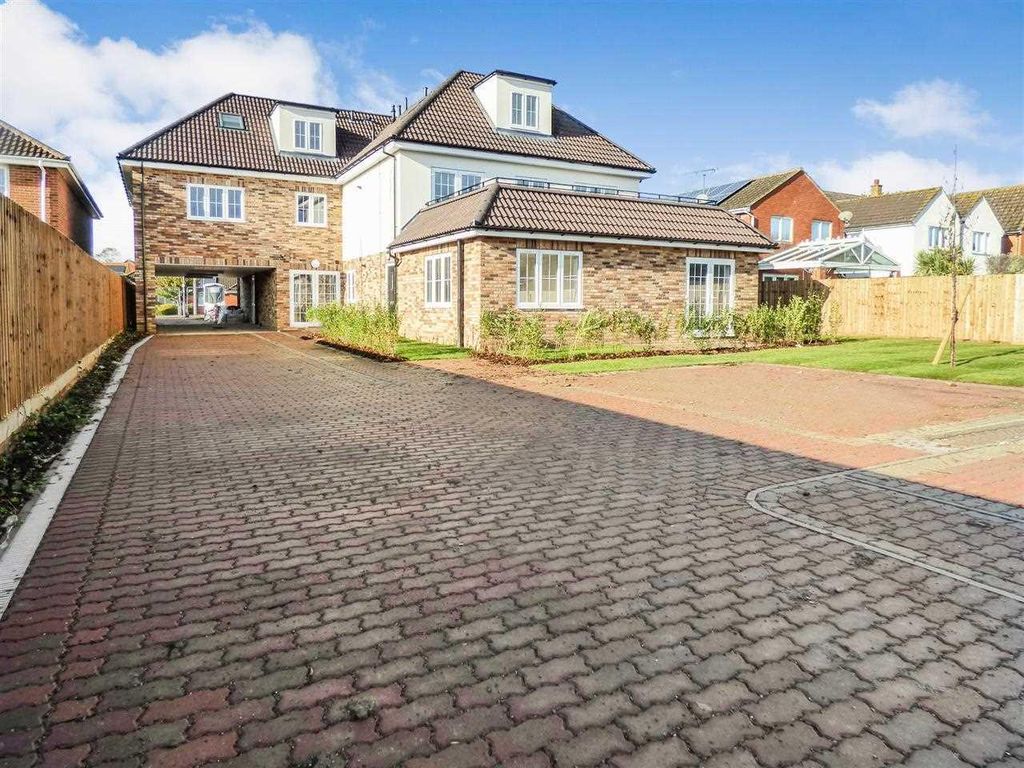 Property photo 2 of 2