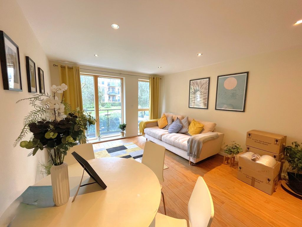 Property photo 3 of 11 Img_0375