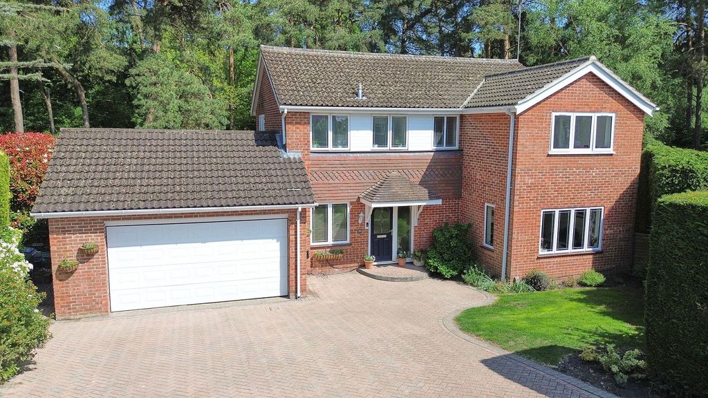 Property photo 1 of 30