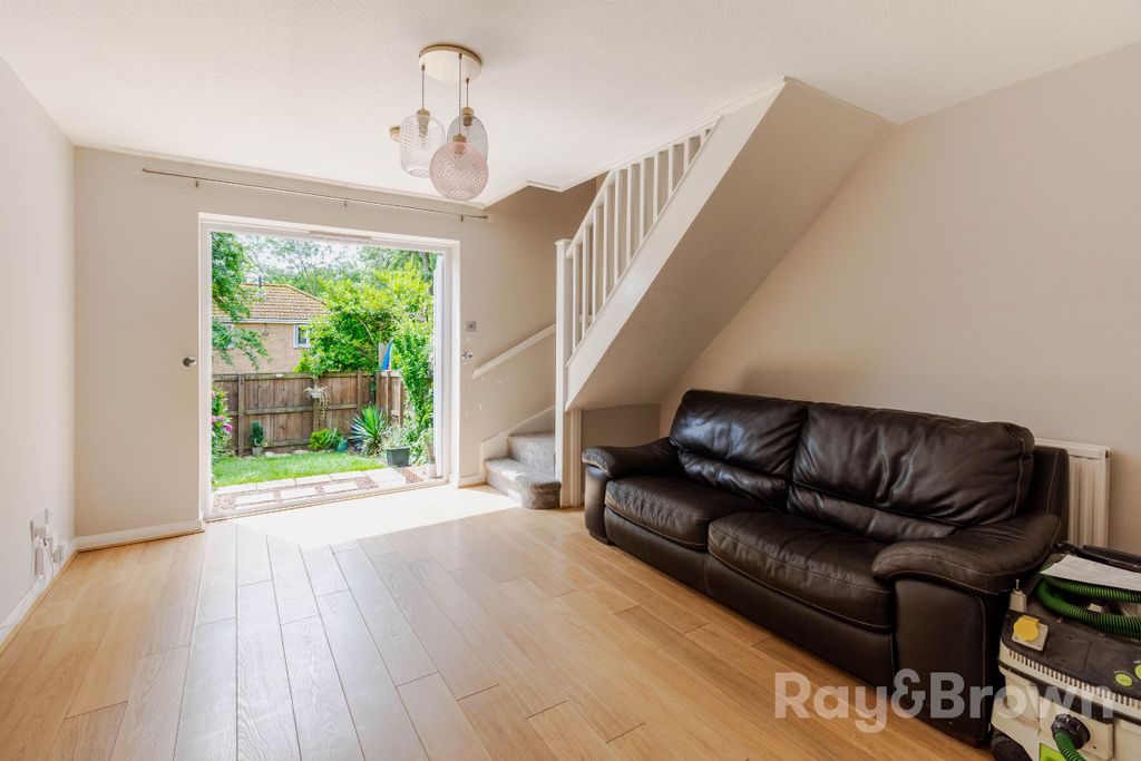 Property photo 3 of 32