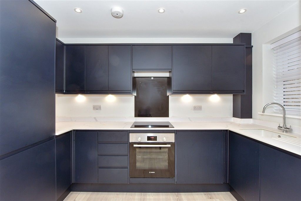 Property photo 2 of 4 Kitchen