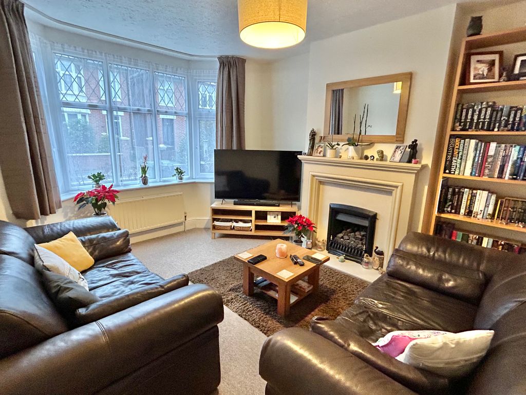 Property photo 2 of 13