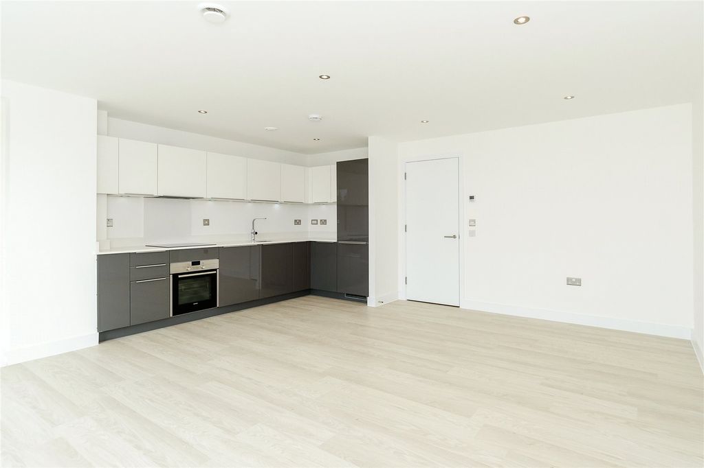 Property photo 2 of 6 Kitchen/Living Room