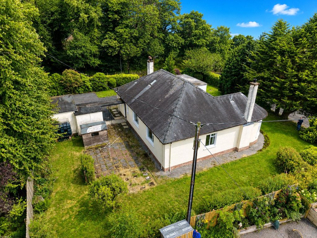 Property photo 2 of 46 Picture No. 02