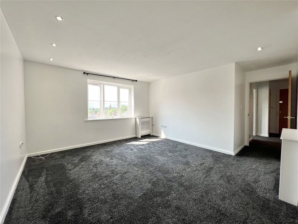 Property photo 3 of 18 Picture No. 05