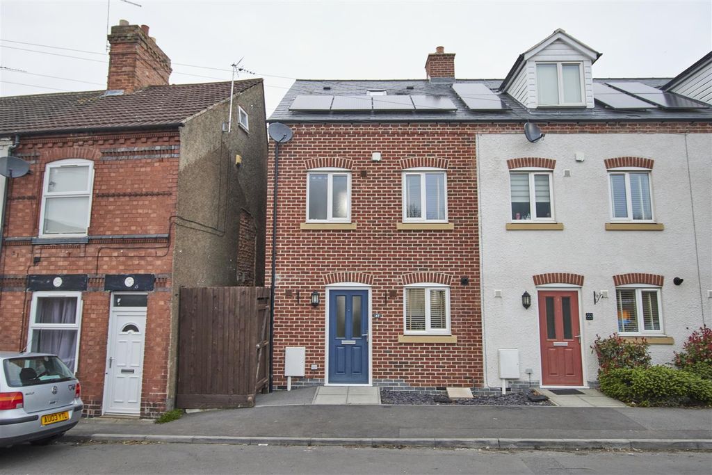 Property photo 1 of 15 Church Street.Jpg