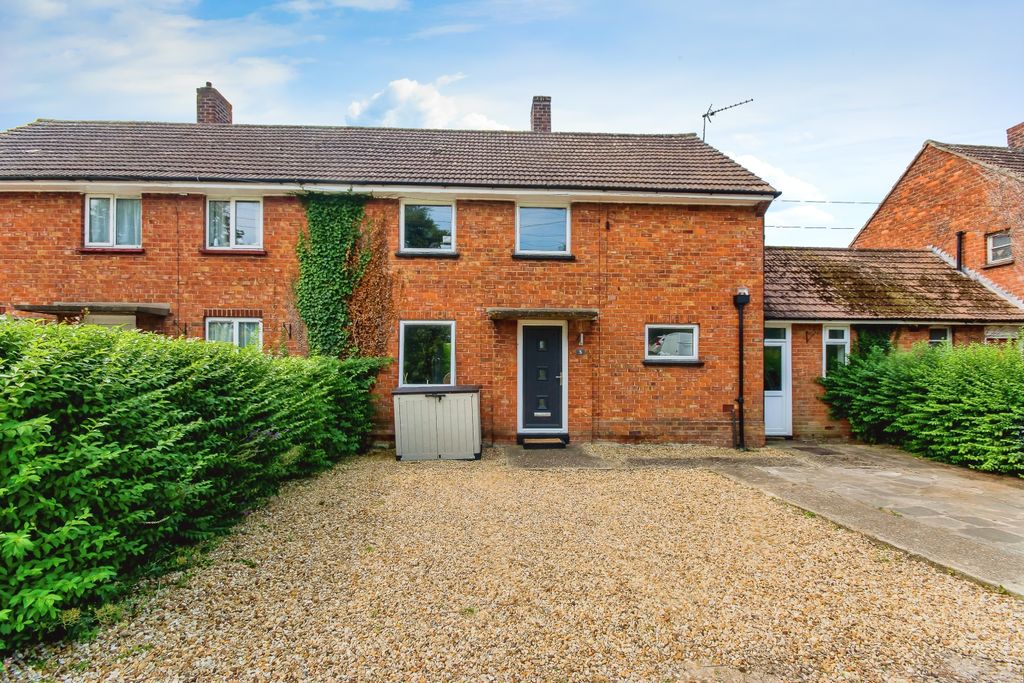 Property photo 1 of 18 Photography