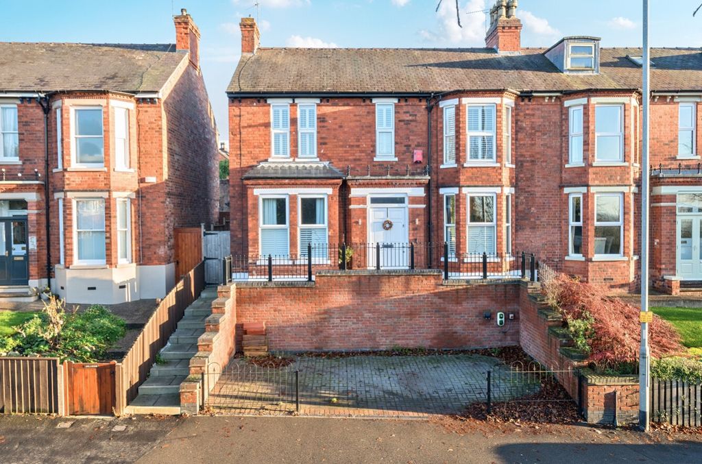 Property photo 1 of 23 -692Ff6F753Be2-l-1385826-2-692Ef76Fca4F2-Arw