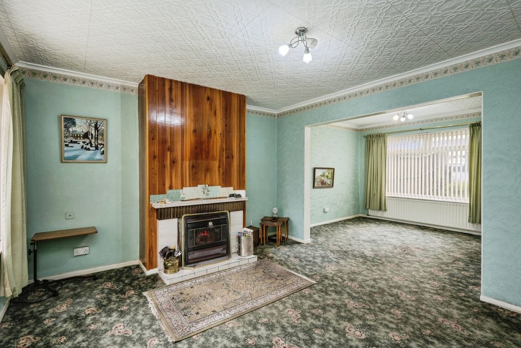 Property photo 2 of 20 Pbox-Img.Jpg