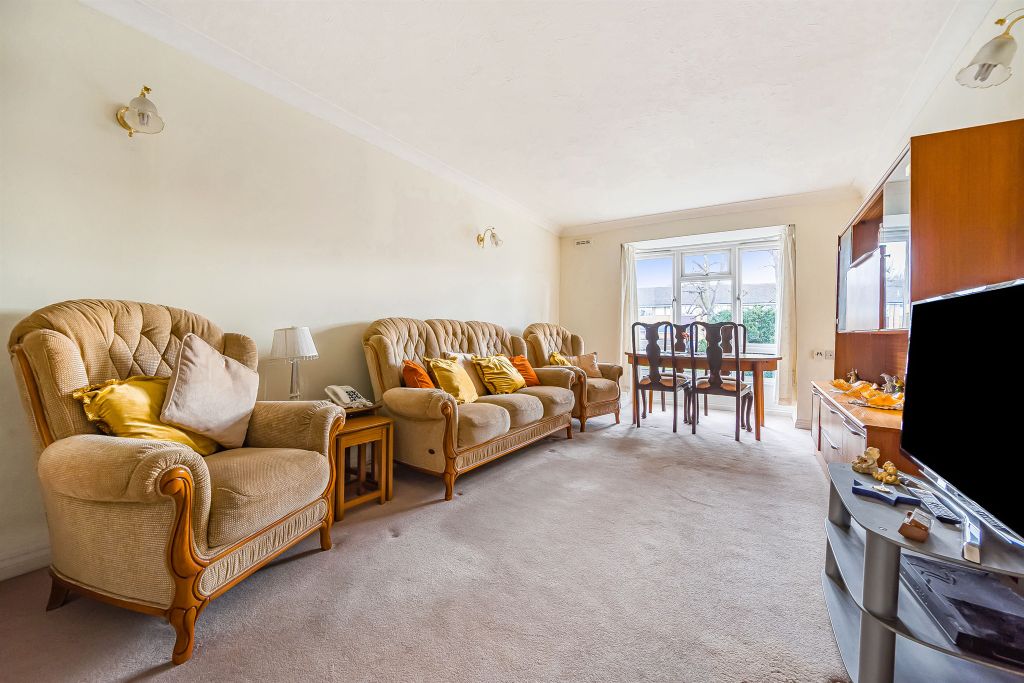 Property photo 2 of 10