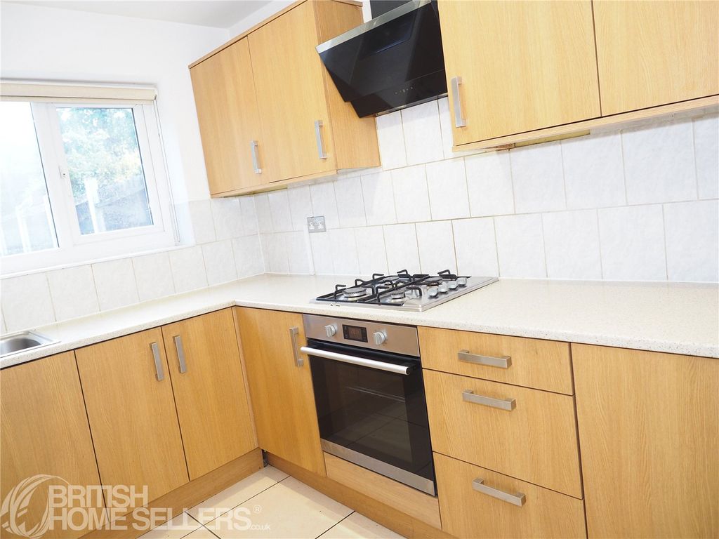 Property photo 3 of 19 Picture No. 21