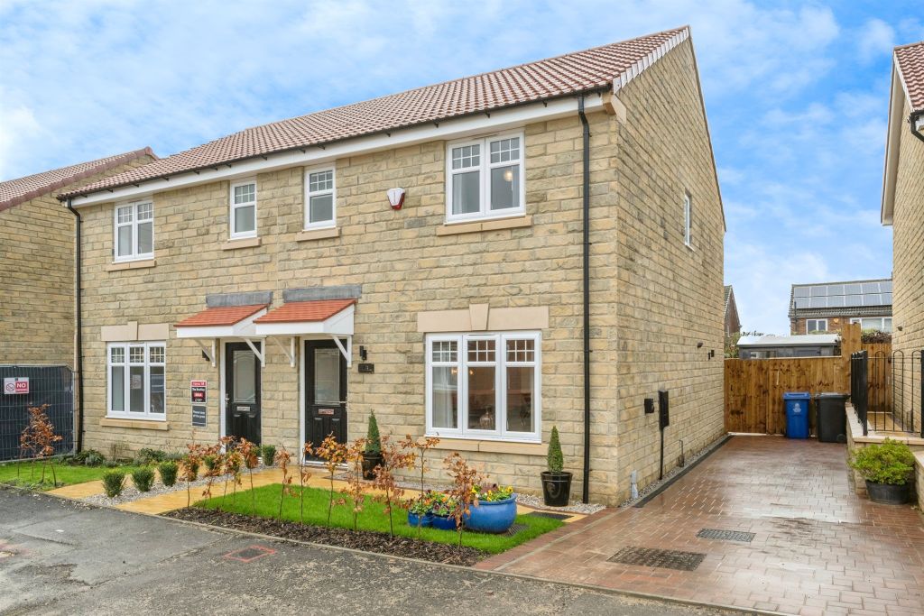 Property photo 1 of 20