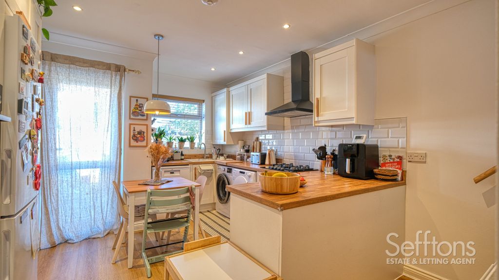 Property photo 2 of 16 Dscf9553_3