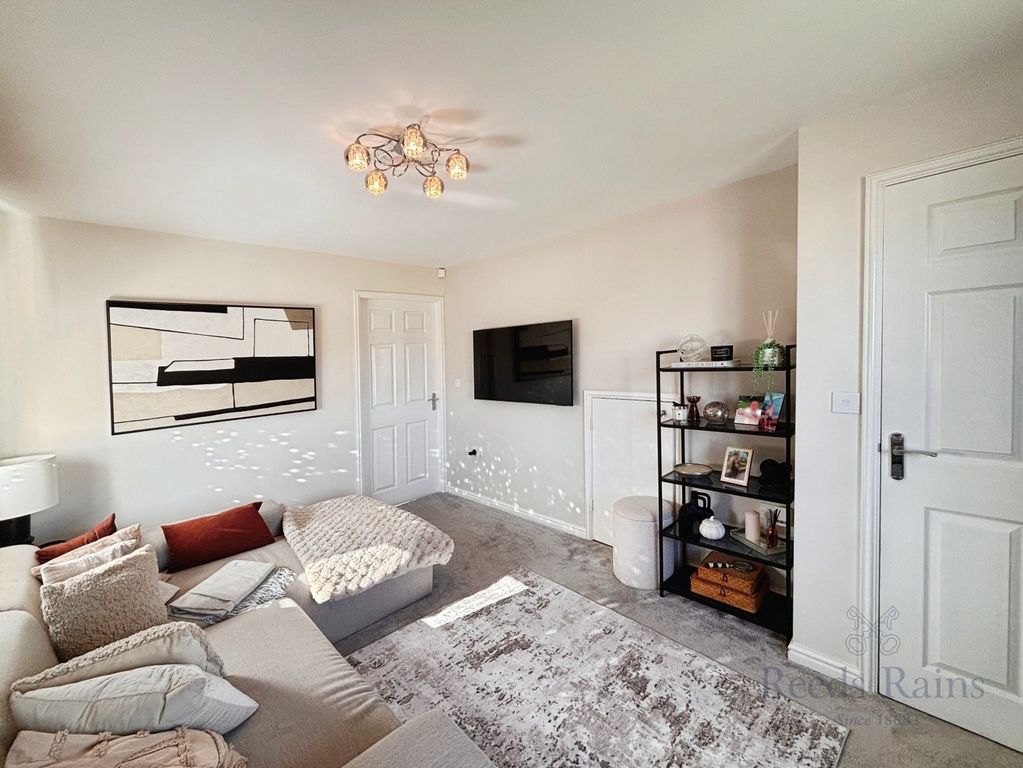 Property photo 3 of 16 Picture No. 26
