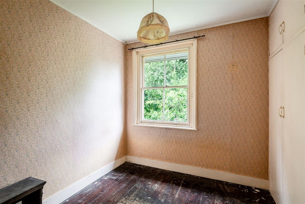 Additional image 16 of 5 bed semi-detached house for saleMuster Green South, Haywards Heath RH16