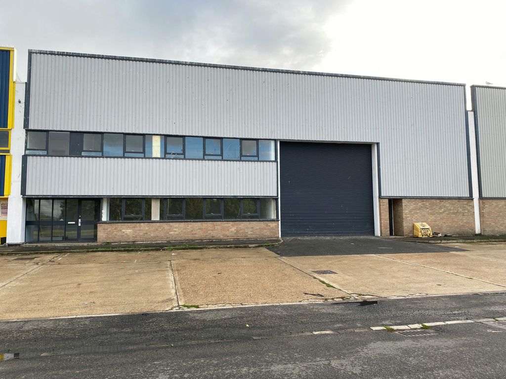 Property photo 1 of 6 Tonbridge - Deacon Te New Main 1.Jpg