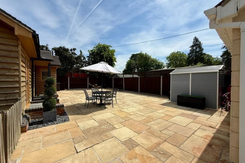 Additional image 4 of 7 bed detached bungalow for saleBangors Road North, Iver SL0