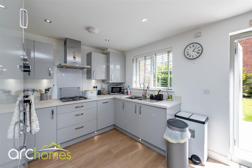 Property photo 3 of 31 Dsc04958-Edit.Jpg