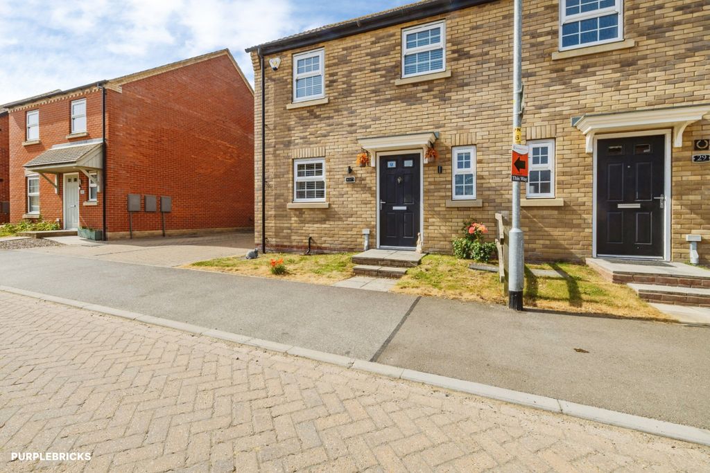 Property photo 2 of 26