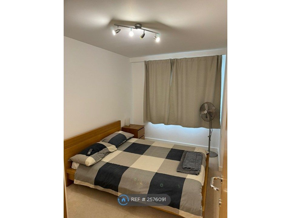 Property photo 3 of 11