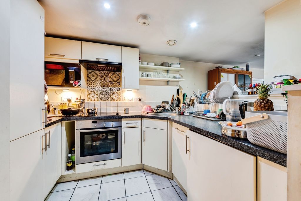 Property photo 2 of 11 Pbox-Img.Jpg