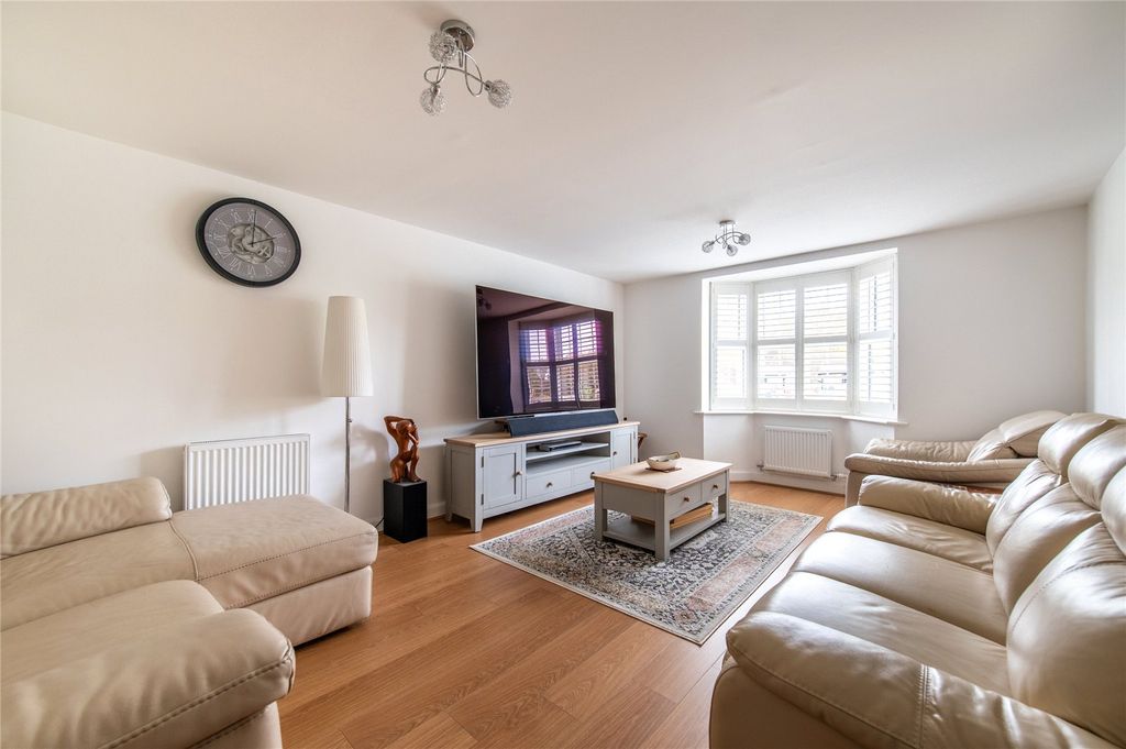 Property photo 2 of 32 Picture 2