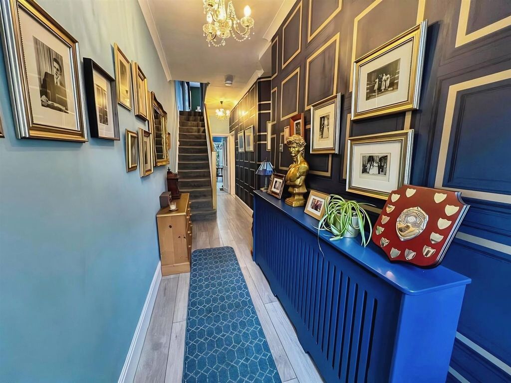 Property photo 3 of 19 Hall Entrance