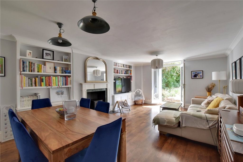 Property photo 1 of 13 Picture No. 04